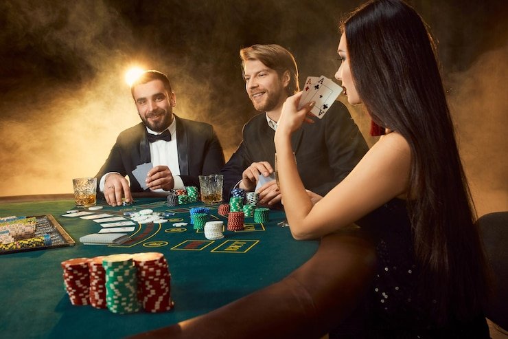 Halaman detail pertandingan Valorant dengan statistik tim di crown togel